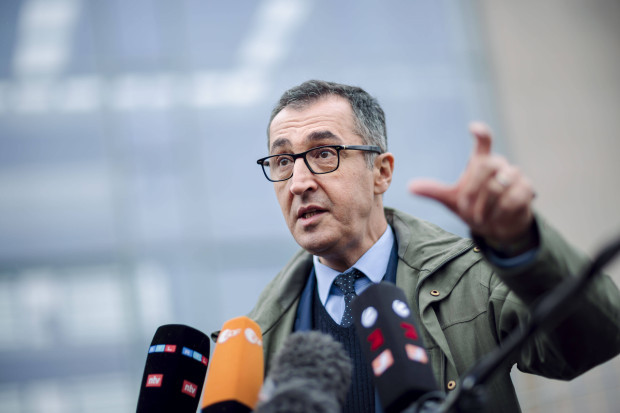 Özdemirs Ernährungsstrategie: „Maß und Mitte“ durch staatliches „Hinschauen“