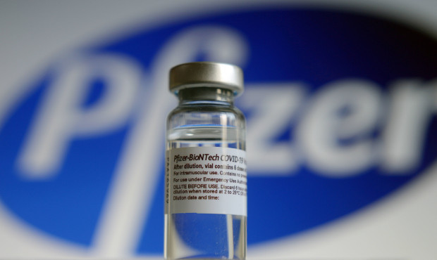 Twitter-Files decken auf: Pfizer-Vorstand ließ Kritik an Corona-Impfung unterdrücken