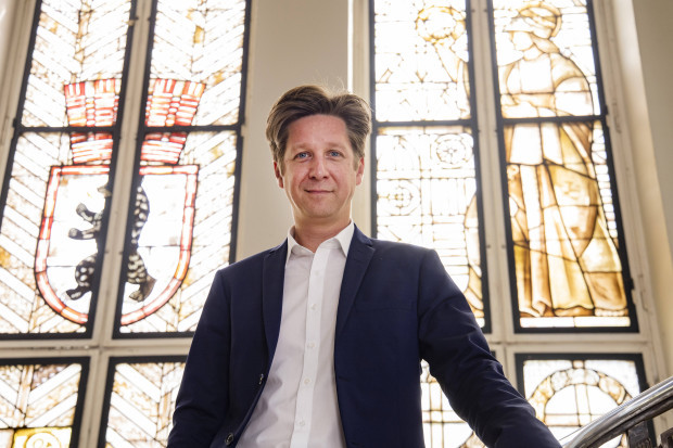 Berlin gendert: Good bye „Max Mustermann“ – Guten Tag „Manu Musterperson“