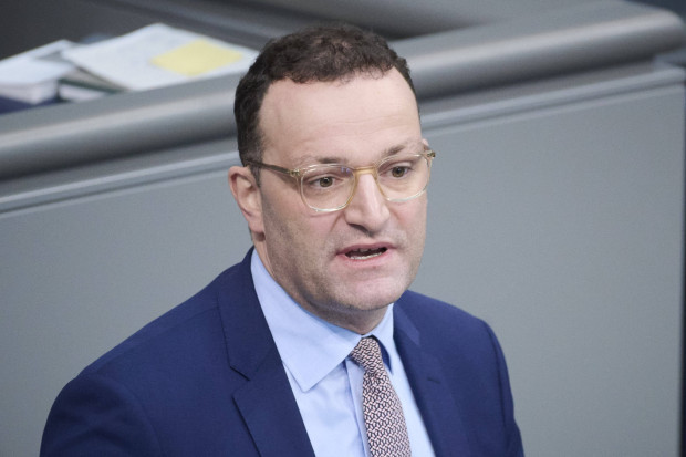 Spahn macht „kulturell-religiöse“ Gründe für Silvester-Krawalle verantwortlich