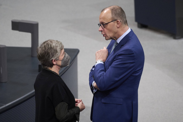 Leoparden-Streit: Die CDU bettelt wohl vergeblich um grün-gelbe Überläufer