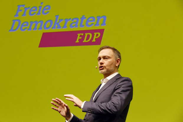 Lindner und die BB Bank: Ein Grußwort hier, ein günstiger Kredit da