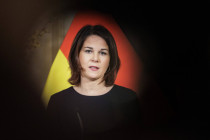 Wie Deutschland den Krieg erklärt und Außenministerin Baerbock eine neue Variante hinzufügt