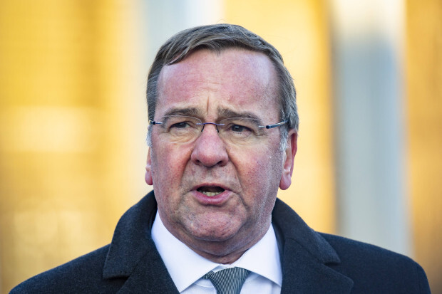 Erst das Loblied auf Pistorius, dann die Einstellung als sein Pressesprecher