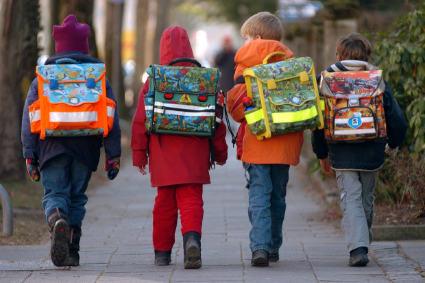 Per Abstimmung zum Antirassismus bekennen? – Überforderte Grundschüler