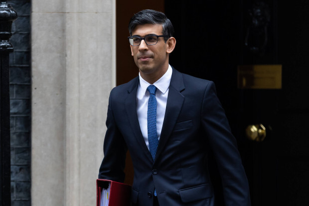 Großbritanniens Premier Rishi Sunak öffnet eine Chance gegen die „Woke Culture“