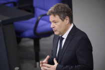 Habeck sucht für 20 Millionen Euro neue Rechtsberater