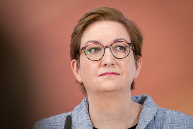 Die Wohnungsnot spitzt sich zu – Bauministerin Klara Geywitz weist Kritik von sich