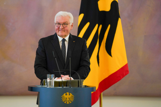 Bundespräsident cancelt das Wort „Volk“
