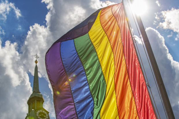 Die Planstelle für „queersensible Pastoral“ in der Kirche