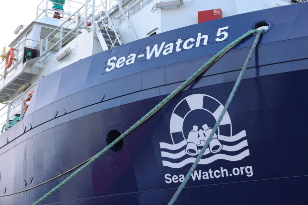 Wie die Rettung aus dem Mittelmeer ins Sozialamt führt – statt in sichere Häfen