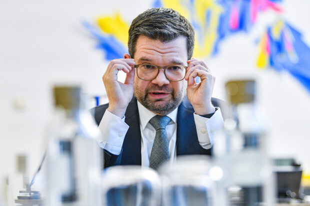 Marco Buschmann lässt verbotenerweise staatliches Medium herausbringen