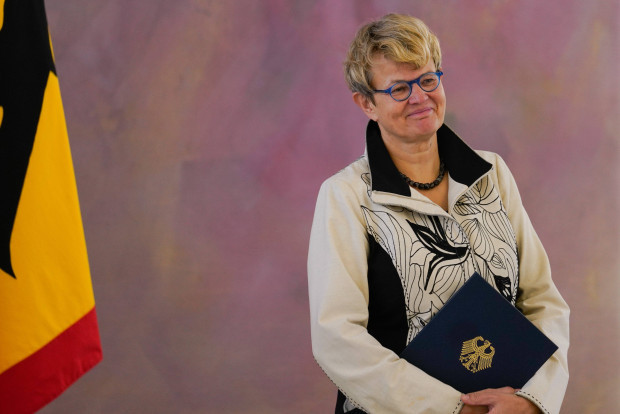 Wie das Verfassungsgericht Bürger zu Schutzbefohlenen machte