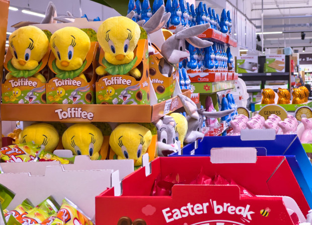 Eltern – nicht Werbung – beeinflussen das Ernährungsverhalten ihrer Kinder