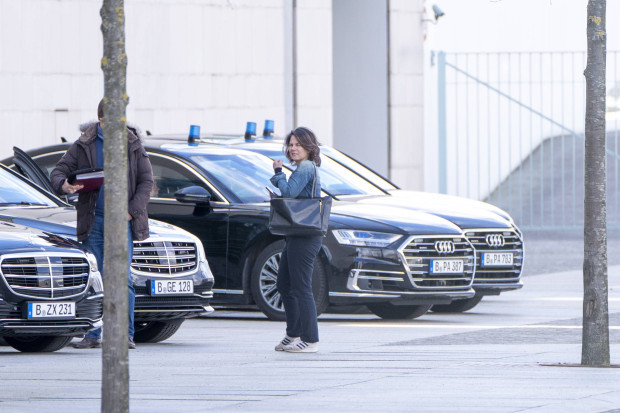 Die Grünen sind in der Regierung nur noch Küchenhilfe