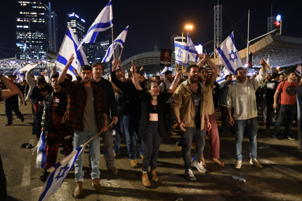 Israel verteidigt seine Demokratie: Justiz-Reform verschoben