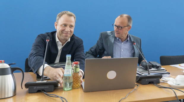 10.000 Euro Startkapital je Kind – Union will Grüne und Rote überholen, ohne sie einzuholen