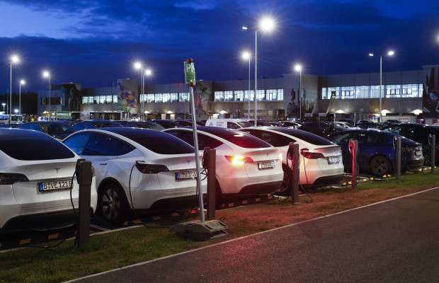 Erbitterte Preisschlacht um Elektroautos