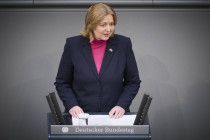 Die Bundestagspräsidentin traut dem Bundestag nicht