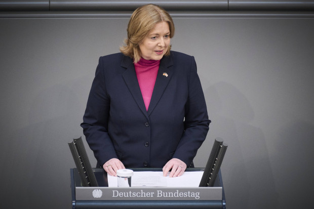 Die Bundestagspräsidentin traut dem Bundestag nicht