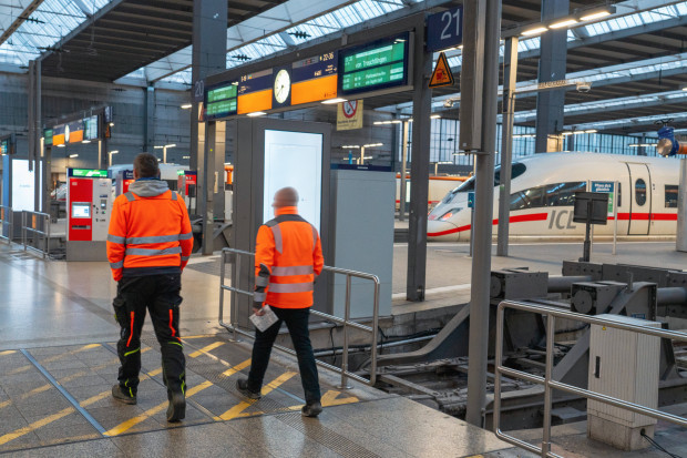 Wer arbeitet, ist der Dumme