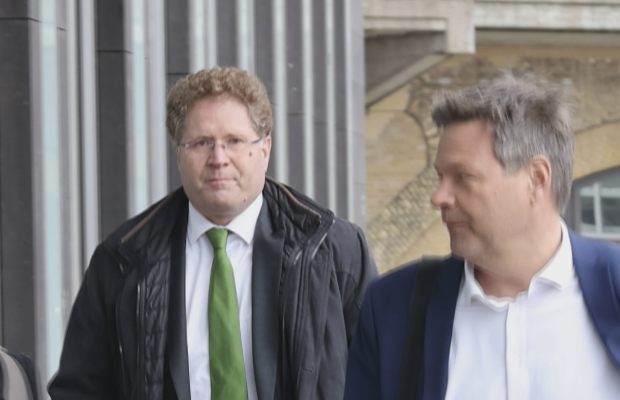 Plagiatsjäger Weber findet noch mehr Schwindel bei Habecks Ex-Staatssekretär Graichen