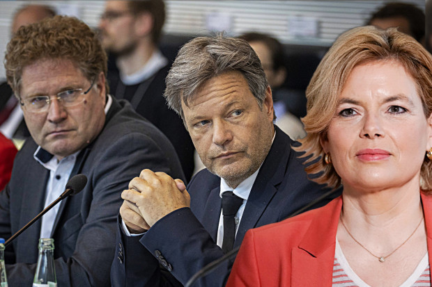 Robert Habeck und Patrick Graichen wackeln im Ausschuss