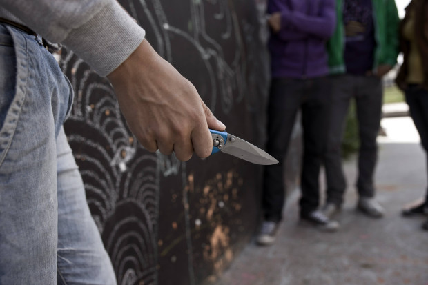 Trotz Mord und Messerangriff: Strafmündige Jugendliche auf freiem Fuß