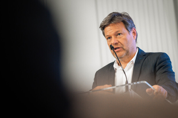 Neues aus Habeckgate – Die Trauzeugen-Affäre und der viel größere Skandal dahinter