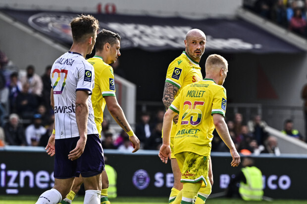 Vermutlich muslimische Fußballer verweigern sich dem Regenbogen