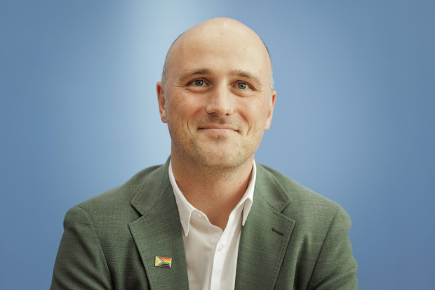 Verbotsplan der Grünen: Kinder sollen nicht mehr „Papa“ sagen dürfen