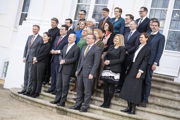 Ist das Hauptthema der Regierung Clanwirtschaft und Bereicherung?