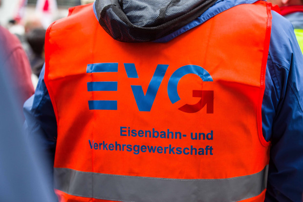 Tarifverhandlungen bei der Bahn gescheitert – EVG will heute über Streiks entscheiden