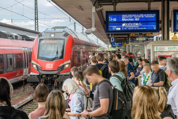 Bahn und Co können die Erwartungen ihrer neuen Kunden nicht „einlösen“