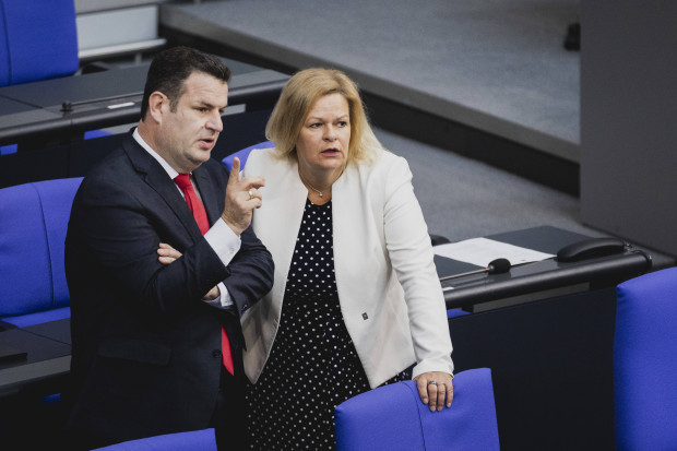 Utopisches Gesetz: Die Ampel fährt mit Vollgas in die Kurve