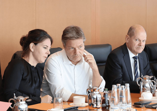 Lachen! Lachen! Das ist das Einzige, was noch hilft