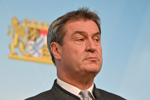 Söders Lavieren: Aiwanger bekämpfen, die Koalition behalten