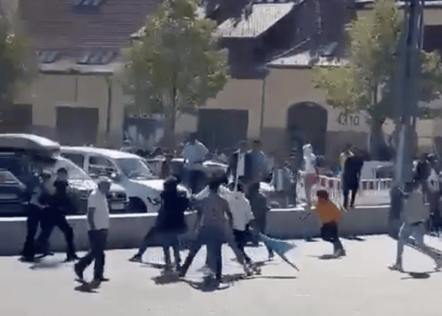 Über 200 Festnahmen, 31 verletzte Polizisten: „Tragik“ und Vorhersehbarkeit der Stuttgarter Krawalle