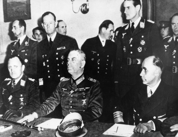 Die Vergangenheit, die es niemals gab, verdrängt die Geschichte