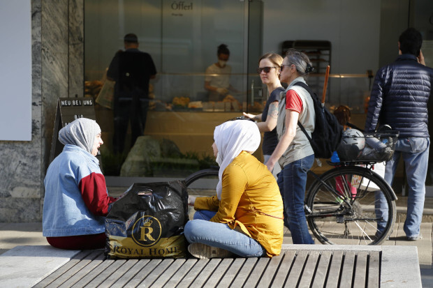 Islamische Sittenwächter prügeln auf Mädchen (17) ein