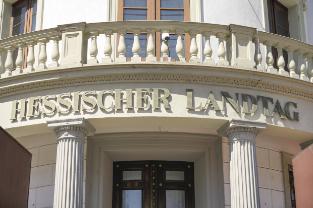 Umfragenverlauf in Hessen seit 2021