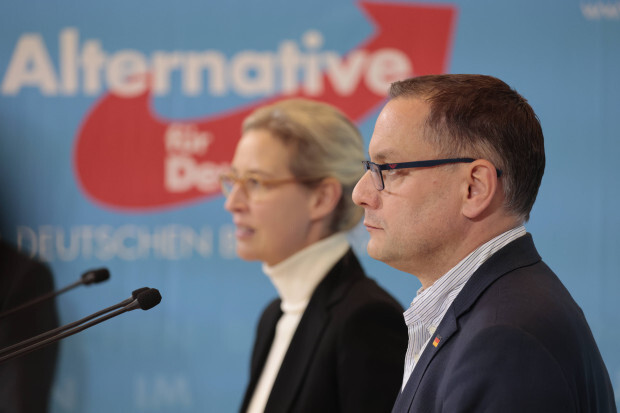 „Methode der Nazis“ – wie Linke Attacken auf die AfD kleinreden, und sich als Opfer stilisieren