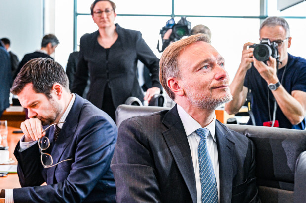 FDP demoskopisch nur noch bei 5 Prozent