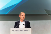 Fährt Konzernchef Blume VW gegen die Wand?