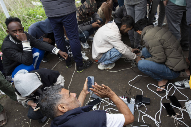 Die kleinen, freien Boote und die gefesselten Staaten Europas
