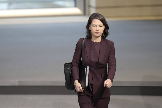 Baerbock lässt neun Goethe-Institute schließen – Proteste in Italien und Frankreich