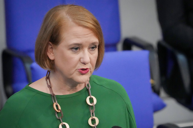 Behördenarmut bekämpfen – Das sozialistische Planspiel der Lisa Paus