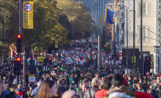 Terroristen aus dem engsten Zirkel der Hamas organisieren Londoner Großdemo
