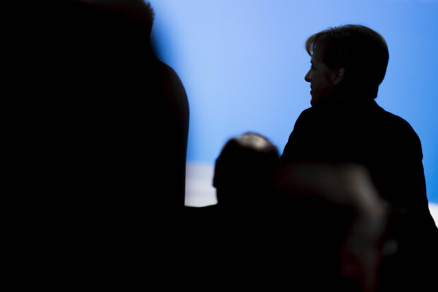 Weltexklusiv: Adenauer schreibt Brief an Merkel