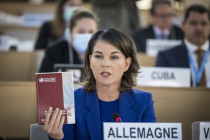 Die „taz“ entlarvt Baerbocks Außenpolitik als Geheimniskrämerei